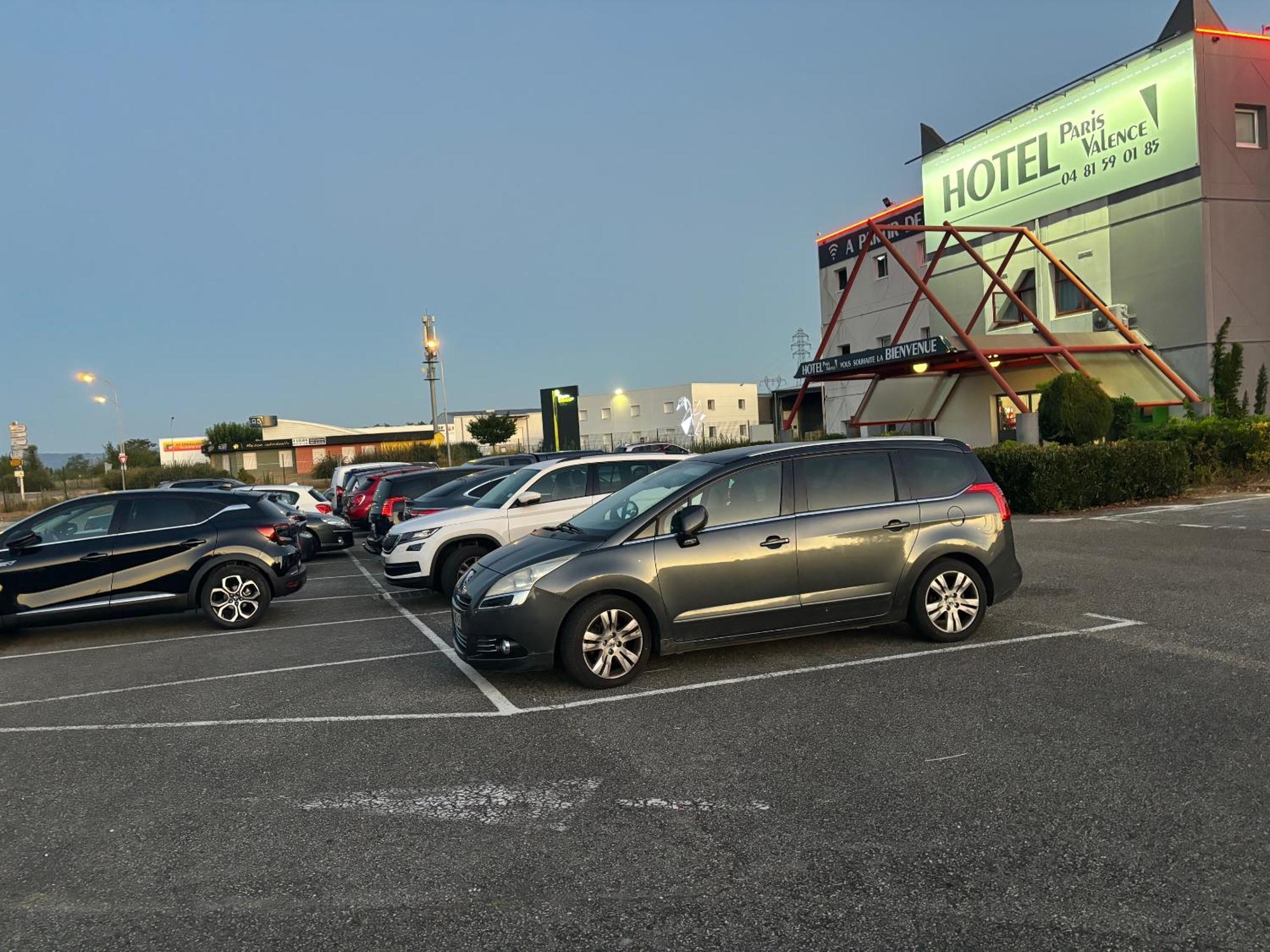 Hotel Paris Valence Bourg-de-Peage Exterior photo